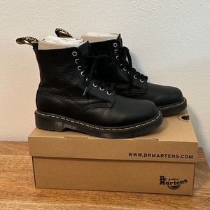 Dr. Martens Black 1460 Pascal Ambassador Boots UK 6 EU 39 Men’s 7 Women’s 8 9